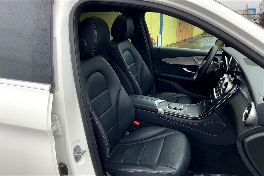 2021 Mercedes-Benz GLC GLC 300 OR