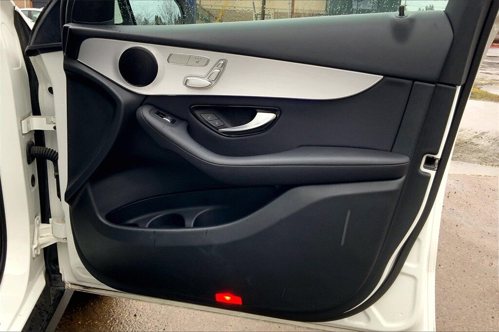 2021 Mercedes-Benz GLC GLC 300 OR