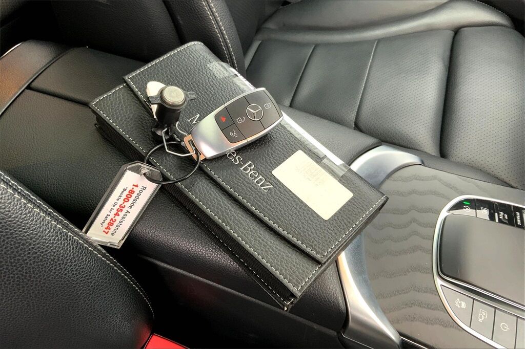 2021 Mercedes-Benz GLC GLC 300 OR