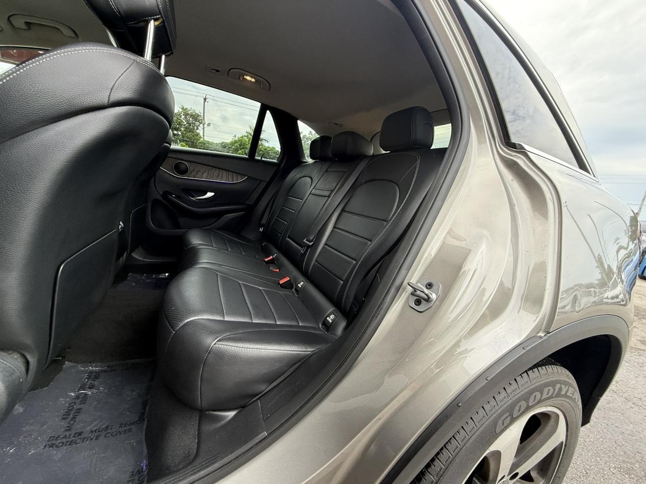 2021 Mercedes-Benz GLC GLC 300 Hollywood FL
