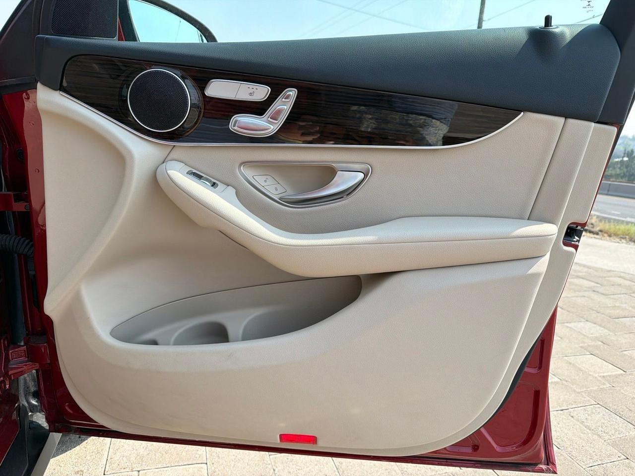 2021 Mercedes-Benz GLC GLC 300 Bend OR
