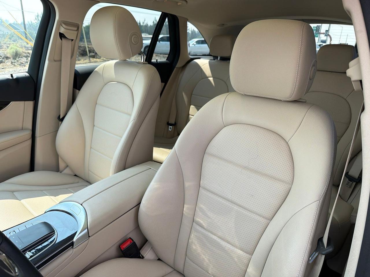 2021 Mercedes-Benz GLC GLC 300 Bend OR