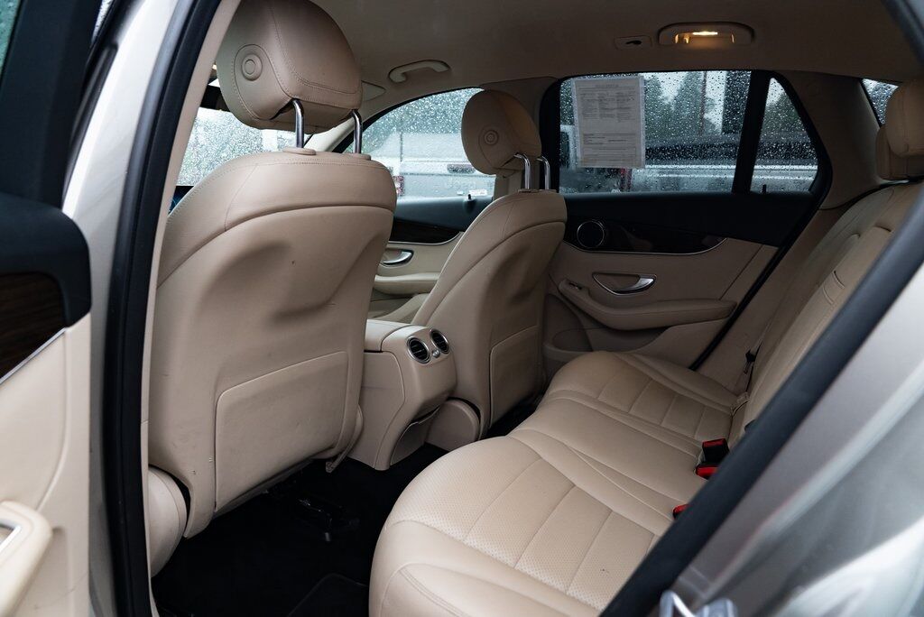 2021 Mercedes-Benz GLC GLC 300 Milwaukie OR