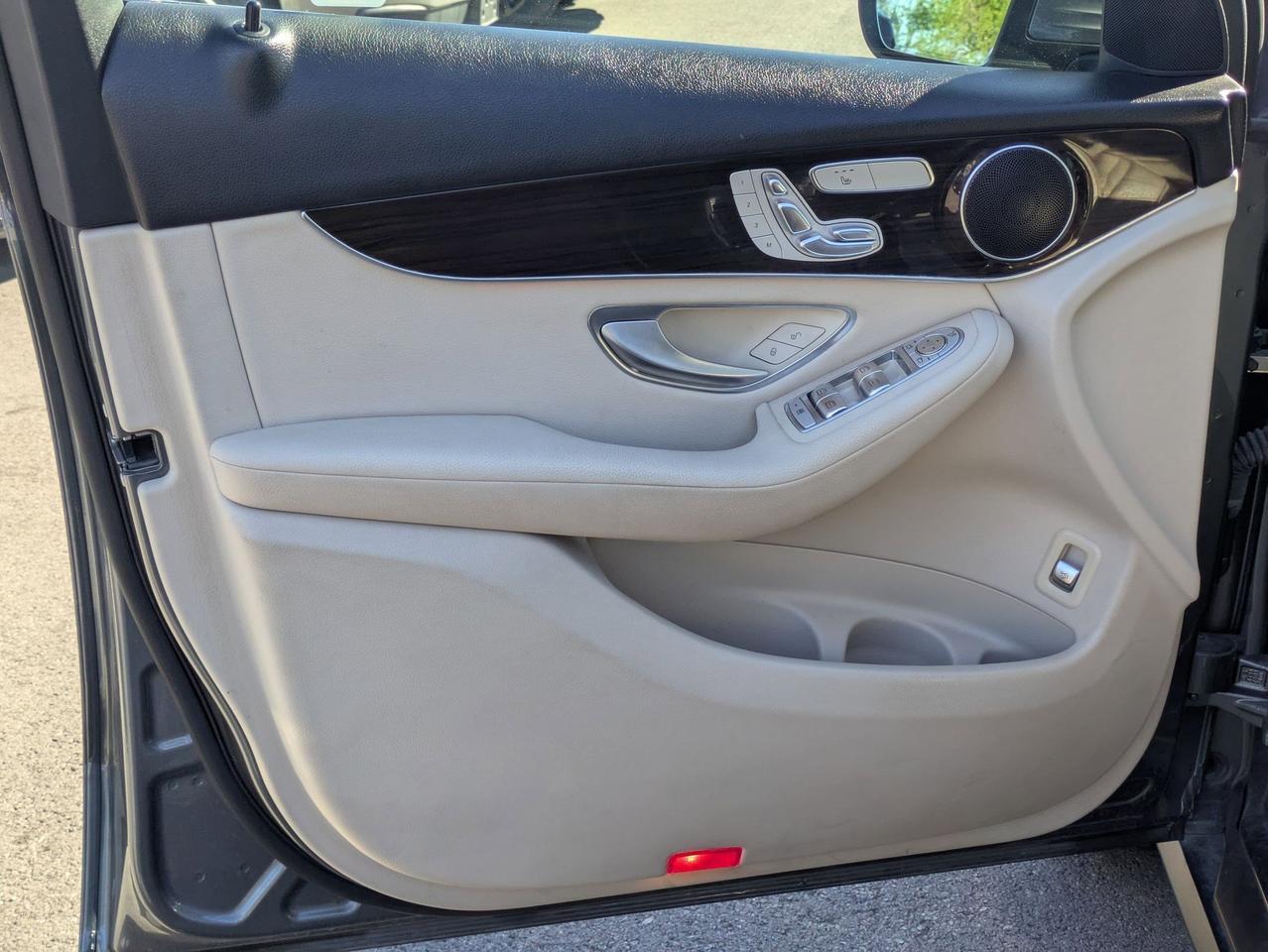 2021 Mercedes-Benz GLC GLC 300 Castroville TX