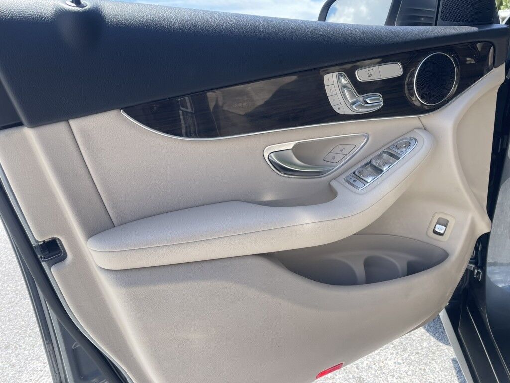 2021 Mercedes-Benz GLC GLC 300 Sarasota FL