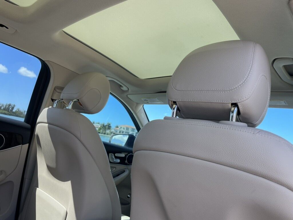 2021 Mercedes-Benz GLC GLC 300 Sarasota FL