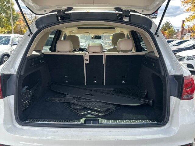 2021 Mercedes-Benz GLC GLC 300 Worcester MA 2021 Mercedes-Benz GLC GLC 300 Worcester MA