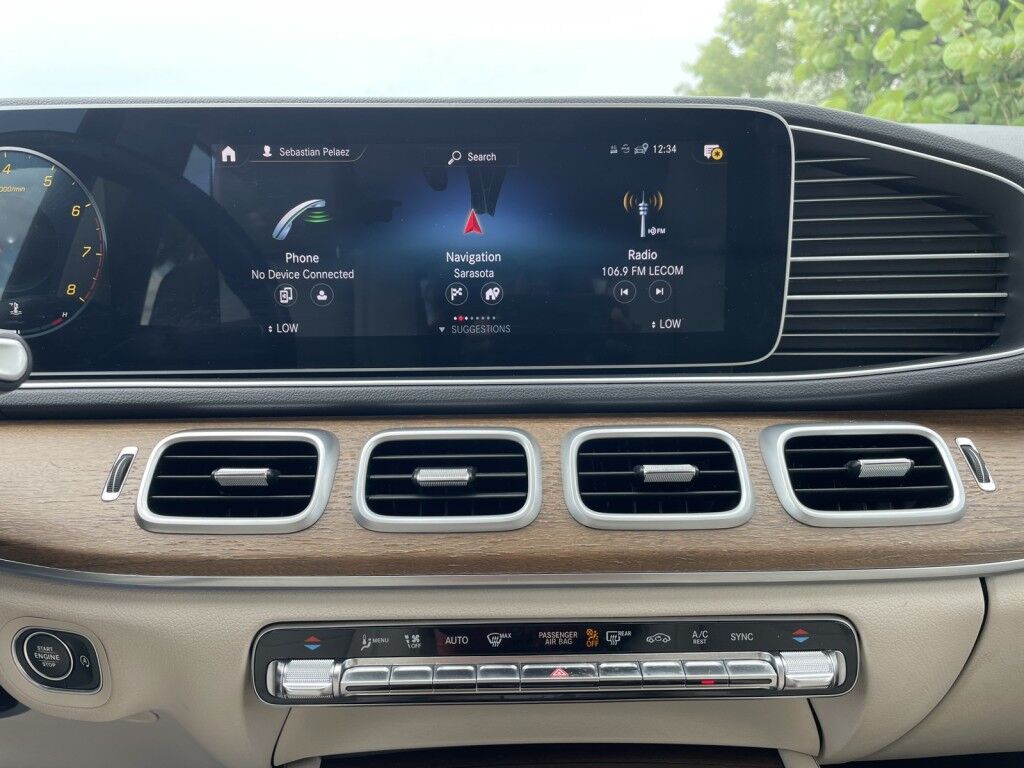 2021 Mercedes-Benz GLE GLE 350~ACCIDENT AVOIDANCE SYSTEMS~ADJUSTABLE LUMBAR SUPPORT~AUTO START/STOP~BLIND SPOT WARNING~COOLED SEATS~DRIVER ASSISTANCE PACKAGE~PREMIUM SOUND SYSTEM~REMOTE ENGINE START~RUNNING BOARDS~Wi-Fi COMPATIBLE Sarasota FL