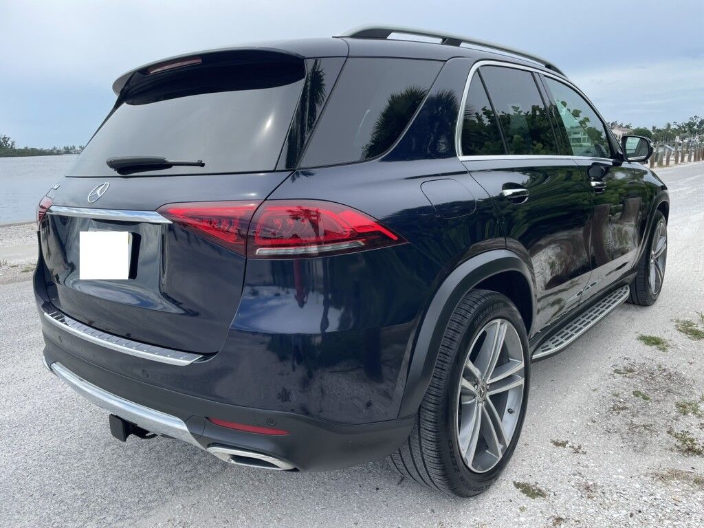 2021 Mercedes-Benz GLE GLE 350~ACCIDENT AVOIDANCE SYSTEMS~ADJUSTABLE LUMBAR SUPPORT~AUTO START/STOP~BLIND SPOT WARNING~COOLED SEATS~DRIVER ASSISTANCE PACKAGE~PREMIUM SOUND SYSTEM~REMOTE ENGINE START~RUNNING BOARDS~Wi-Fi COMPATIBLE Sarasota FL