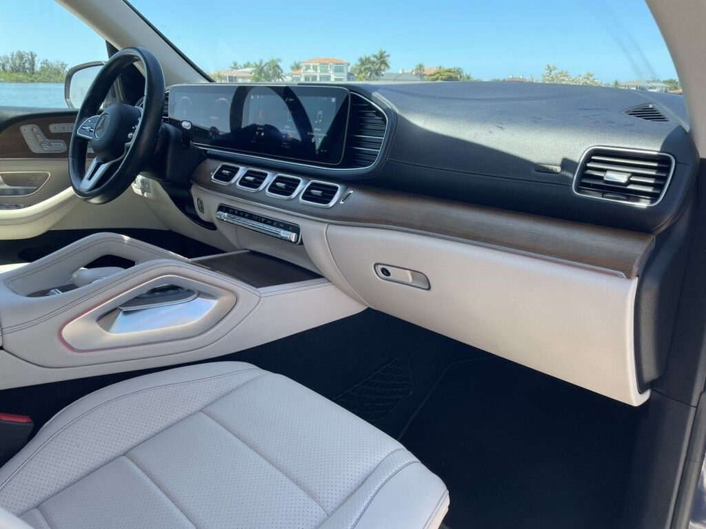 2021 Mercedes-Benz GLS GLS 450~APPLE CARPLAY~BLIND SPOT WARNING~BUCKETS SEATS~CRASH SEN Sarasota FL