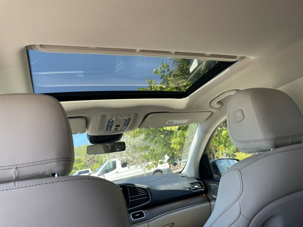 2021 Mercedes-Benz GLS GLS 450~APPLE CARPLAY~BLIND SPOT WARNING~BUCKETS SEATS~CRASH SEN Sarasota FL