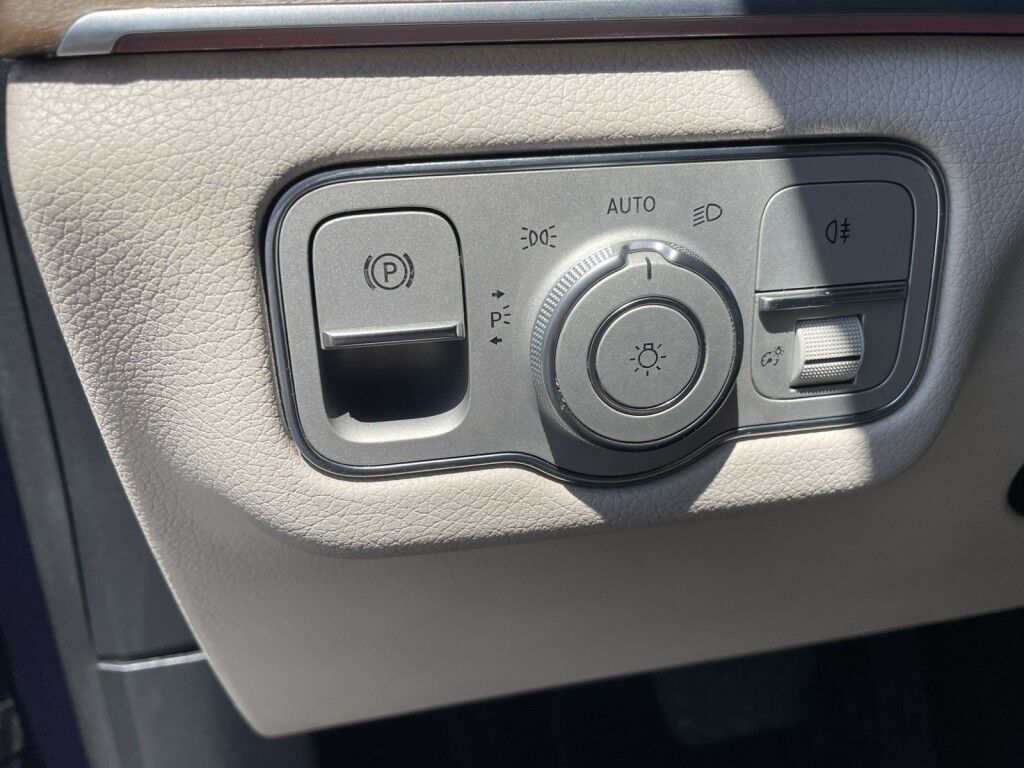 2021 Mercedes-Benz GLS GLS 450~APPLE CARPLAY~BLIND SPOT WARNING~BUCKETS SEATS~CRASH SEN Sarasota FL
