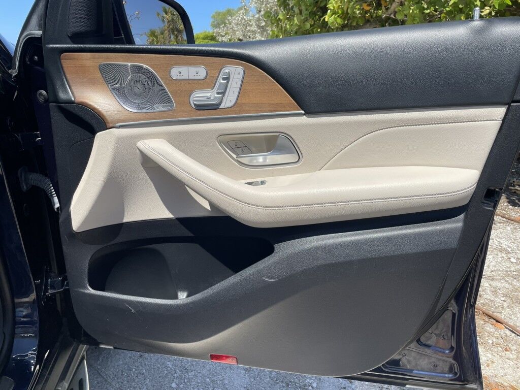 2021 Mercedes-Benz GLS GLS 450~APPLE CARPLAY~BLIND SPOT WARNING~BUCKETS SEATS~CRASH SEN Sarasota FL
