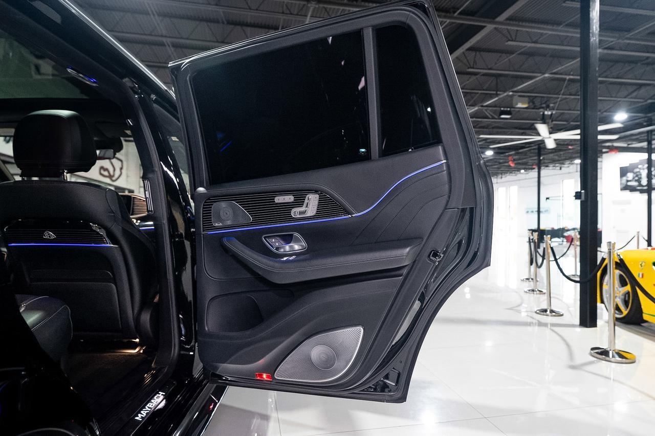 2021 Mercedes-Benz GLS Maybach GLS 600 four-passenger configuration, Burmester 3D audio, Exclusive Nappa leather AND MORE!! Fort Lauderdale FL