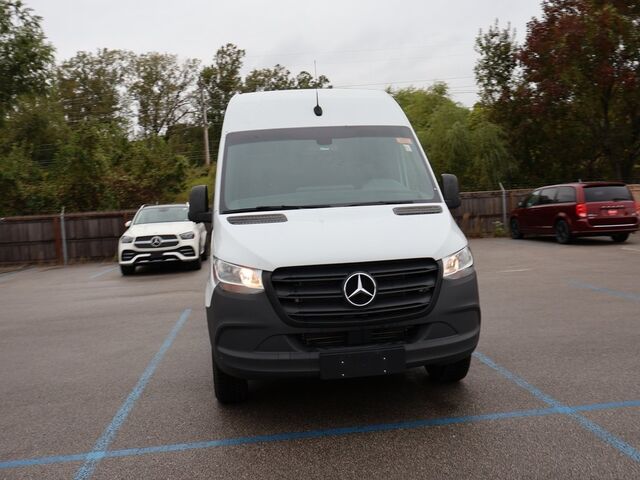 2021 Mercedes-Benz Sprinter 2500 Cargo 144 WB Oshkosh WI 2021 Mercedes-Benz Sprinter 2500 Cargo 144 WB Oshkosh WI