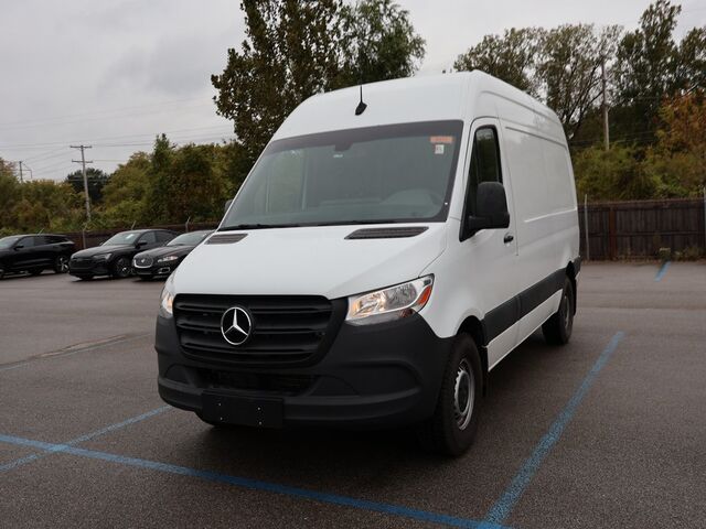 2021 Mercedes-Benz Sprinter 2500 Cargo 144 WB Oshkosh WI 2021 Mercedes-Benz Sprinter 2500 Cargo 144 WB Oshkosh WI