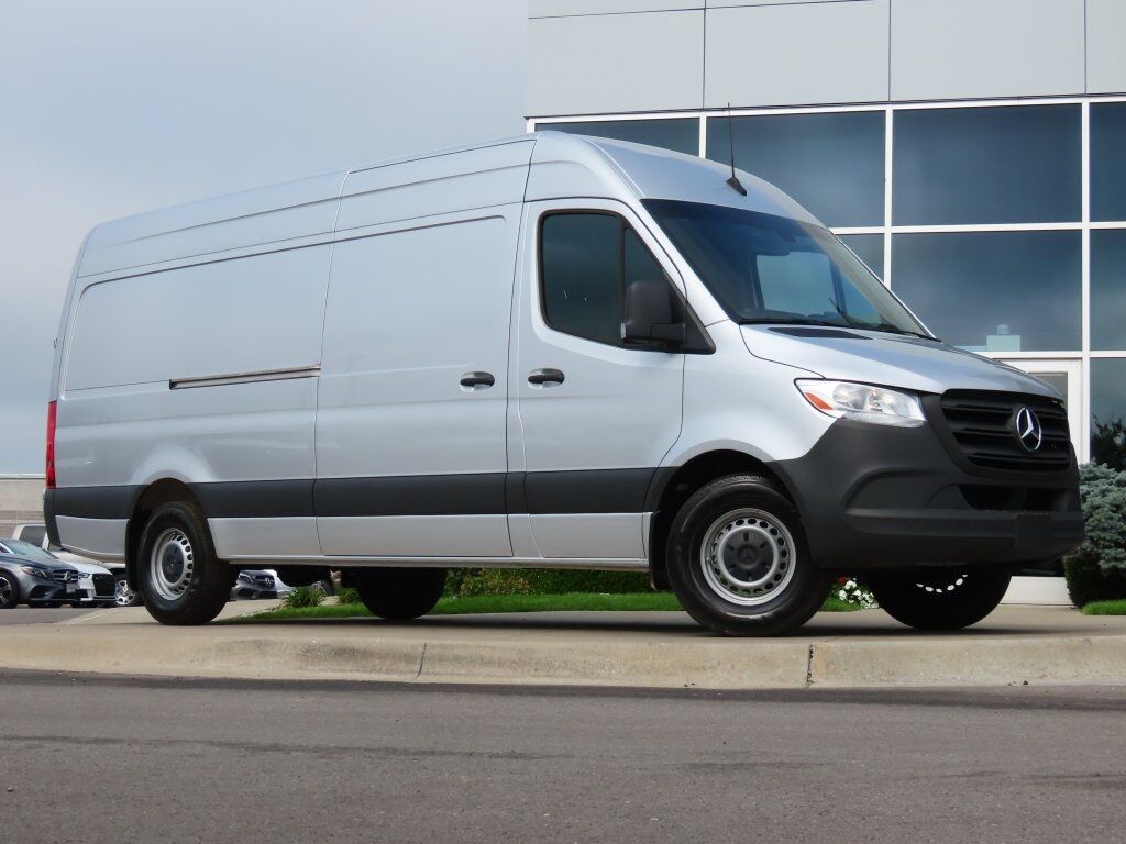 New 2021 Mercedes Benz Sprinter 2500 Cargo 170 Wb High Roof In Kansas City Mo