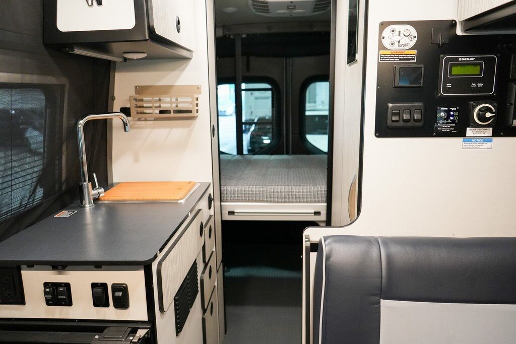 2021 Mercedes-Benz Sprinter 2500 Crew 144 WB Tigard OR