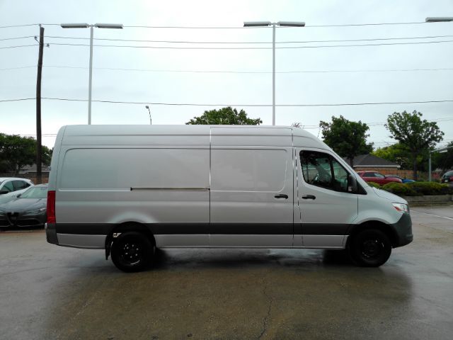 2021 Mercedes-Benz Sprinter 3500 High Roof I4 Plano TX