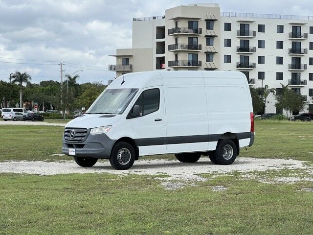2021 Mercedes-Benz Sprinter 3500 Standard Roof 144 Cargo Van Homestead FL