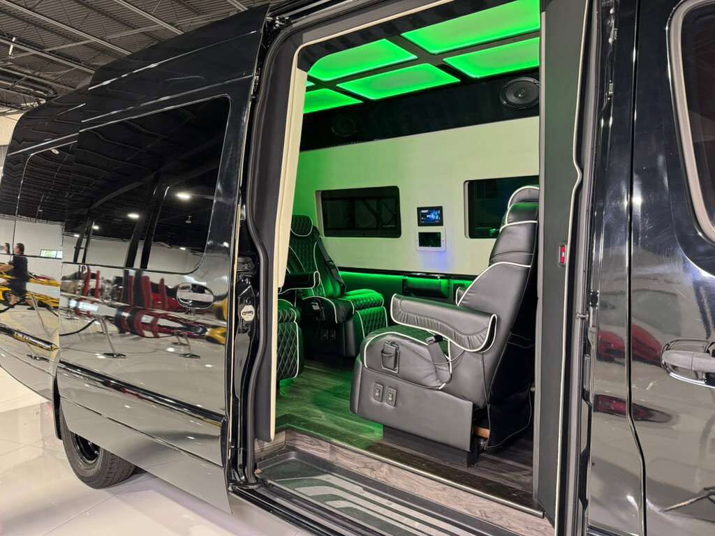 2021 Mercedes-Benz Sprinter ARMOURED BUSINESS CLASS Fort Lauderdale FL