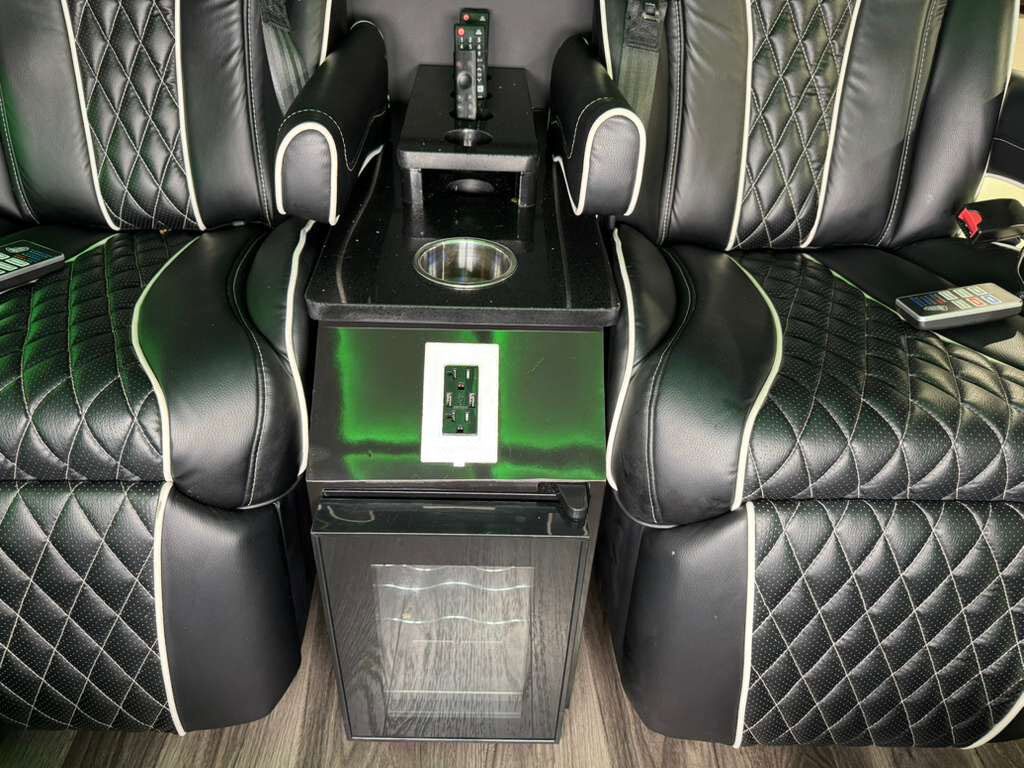 2021 Mercedes-Benz Sprinter ARMOURED BUSINESS CLASS Fort Lauderdale FL
