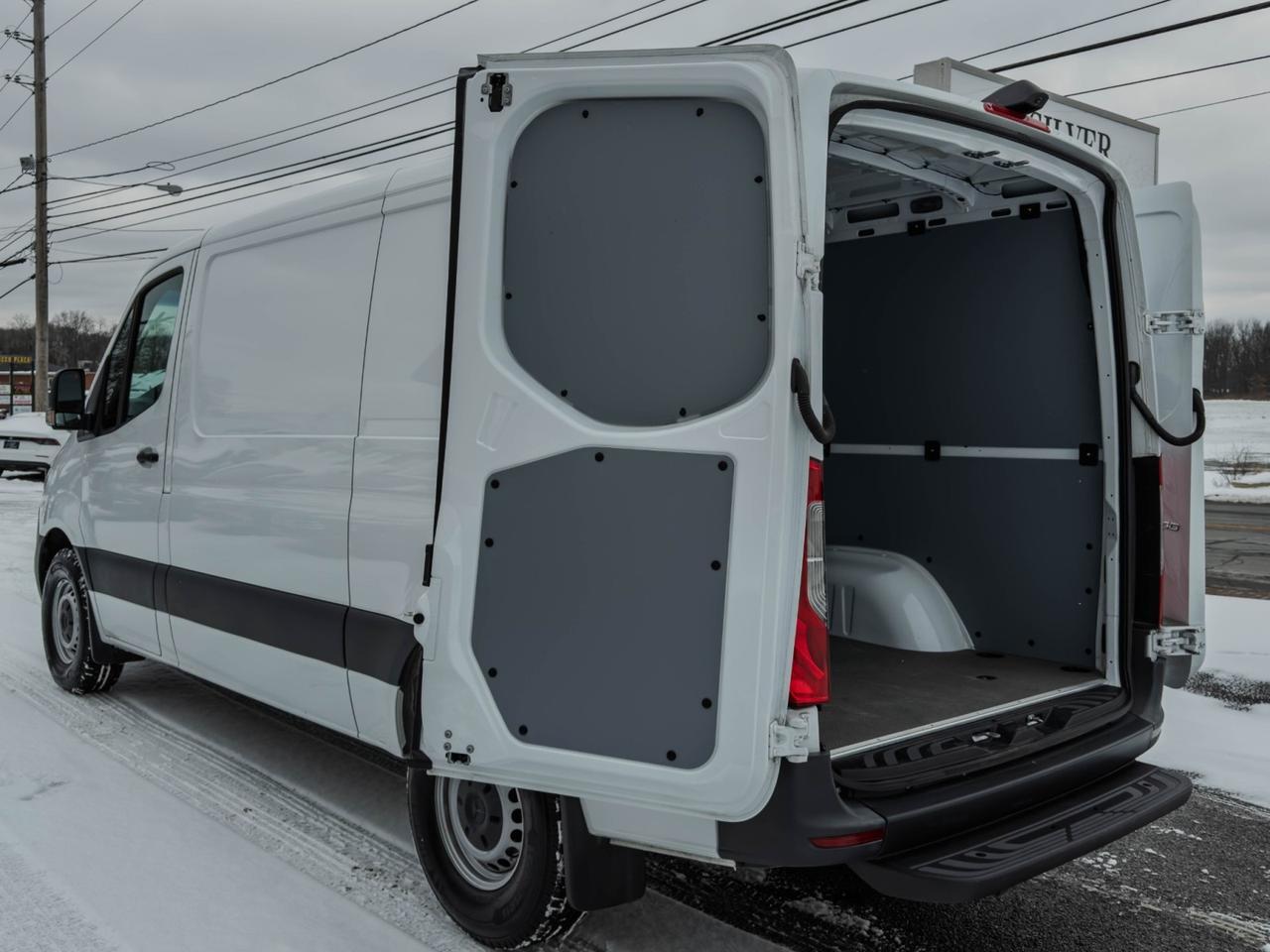 2021 Mercedes-Benz Sprinter Cargo Van Tallmadge OH