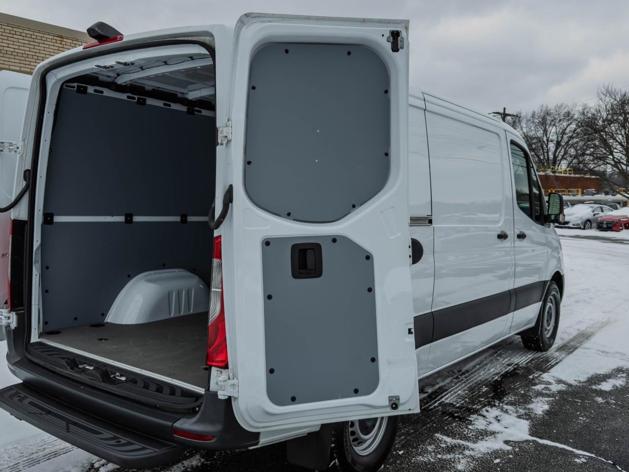 2021 Mercedes-Benz Sprinter Cargo Van Tallmadge OH