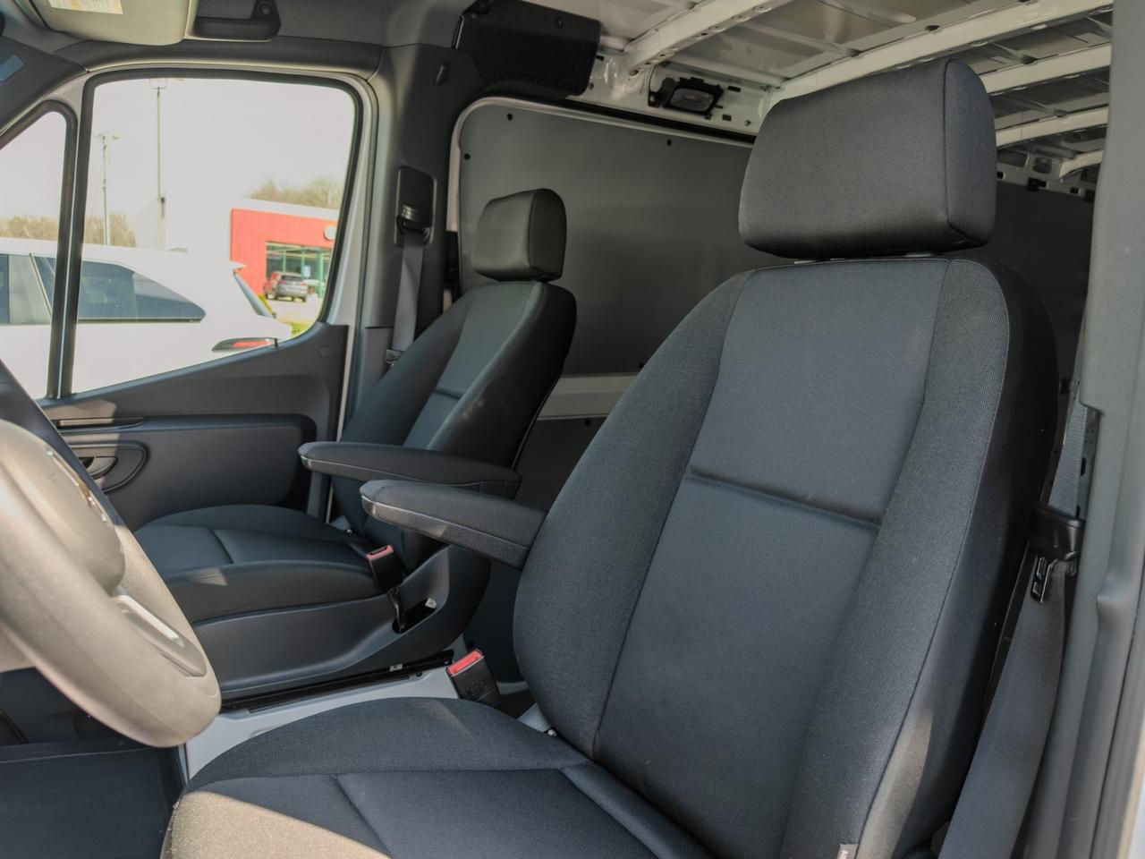 2021 Mercedes-Benz Sprinter Cargo Van Tallmadge OH