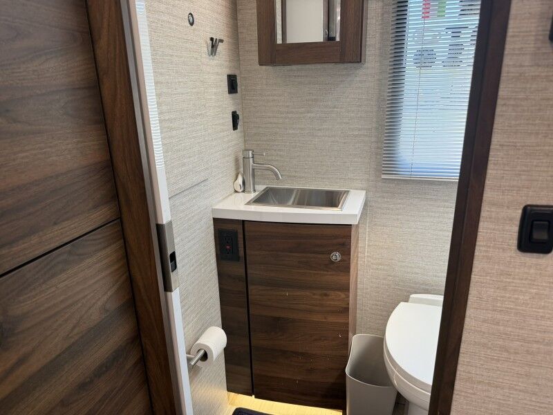 2021 Mercedes-Benz Sprinter Cargo Van-Winnebago Collinsville OK