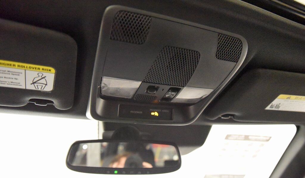 2021 Mitsubishi Outlander PHEV LE Akron OH