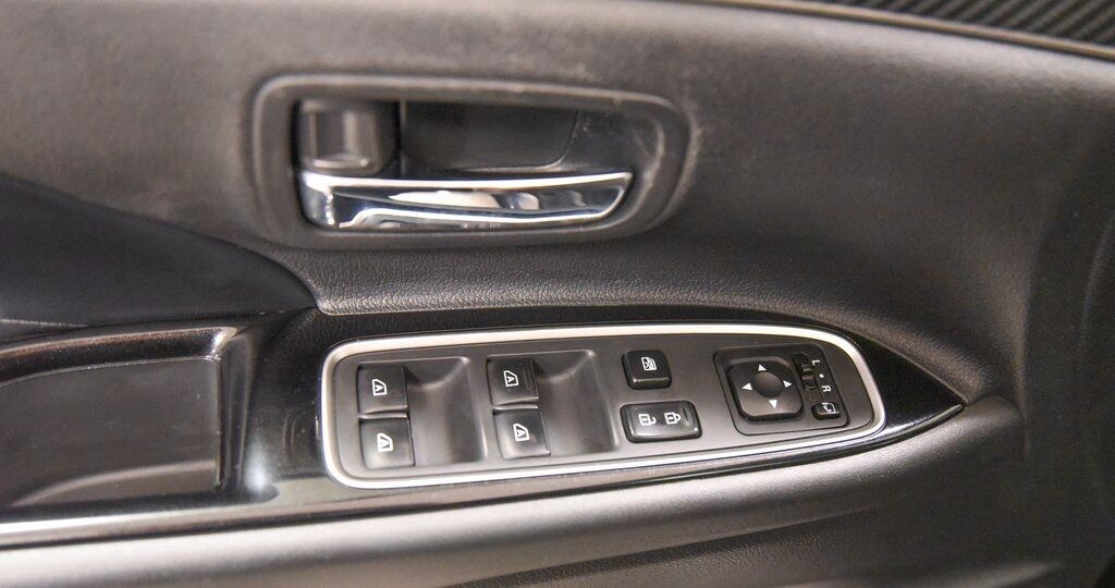 2021 Mitsubishi Outlander PHEV LE Akron OH