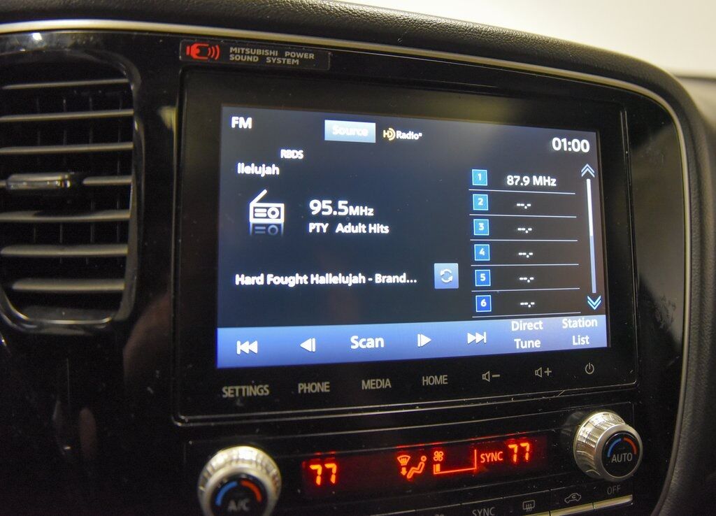 2021 Mitsubishi Outlander PHEV LE Akron OH