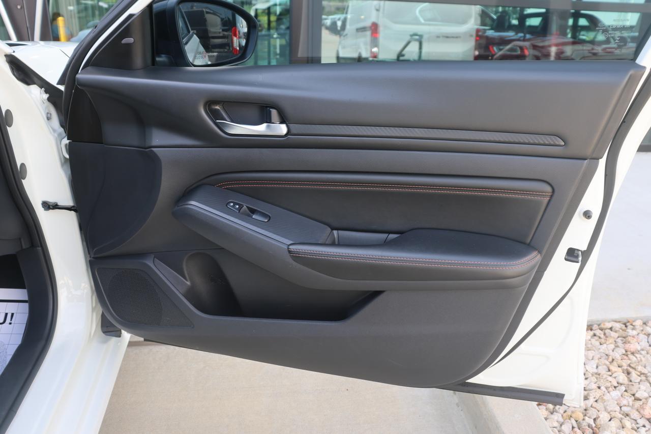 2021 NISSAN ALTIMA SR Houston TX