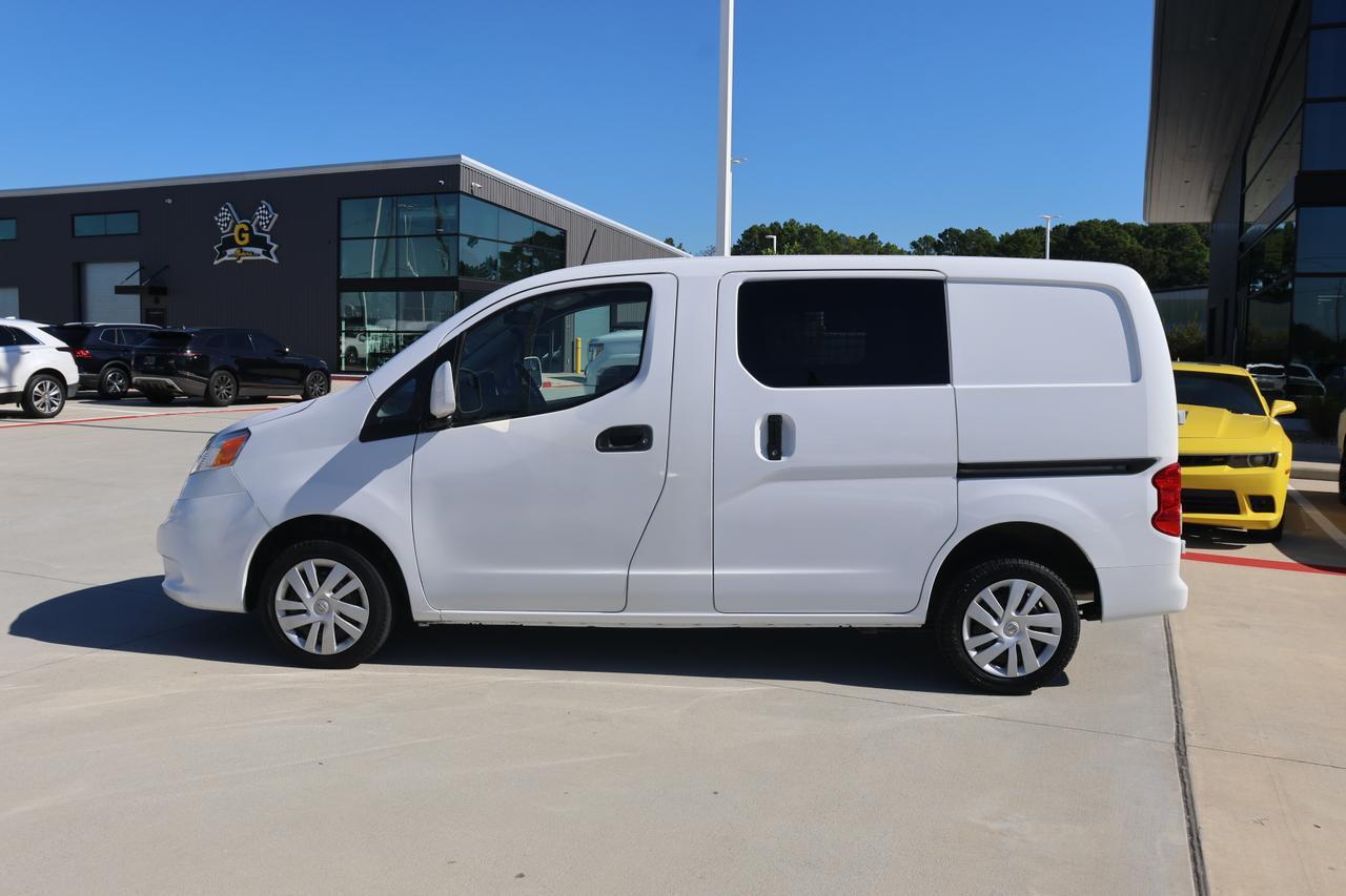 2021 NISSAN NV200