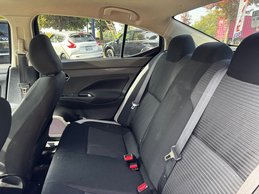 2021 NISSAN VERSA SV Des Moines WA