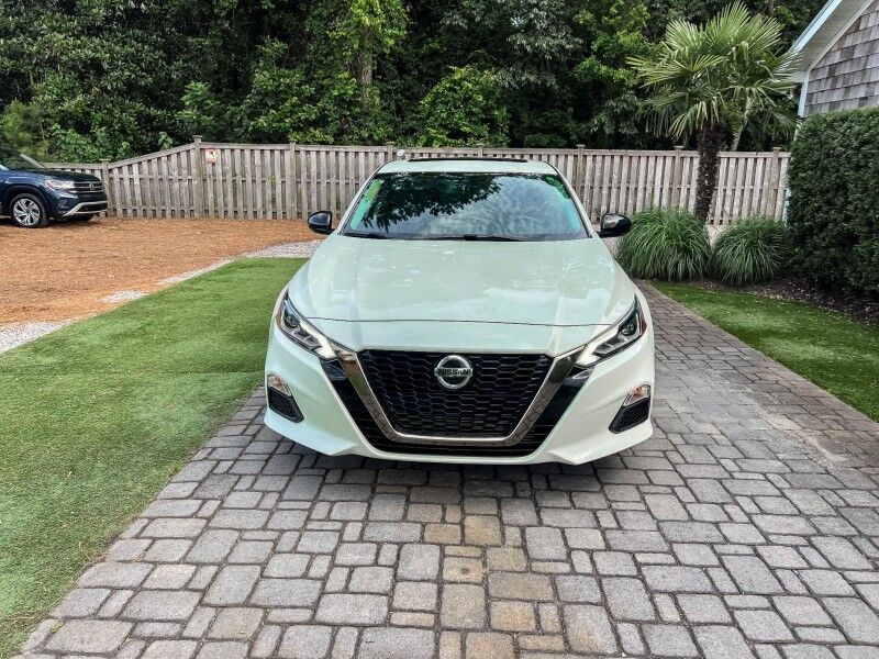2021 Nissan Altima 2.0 SR