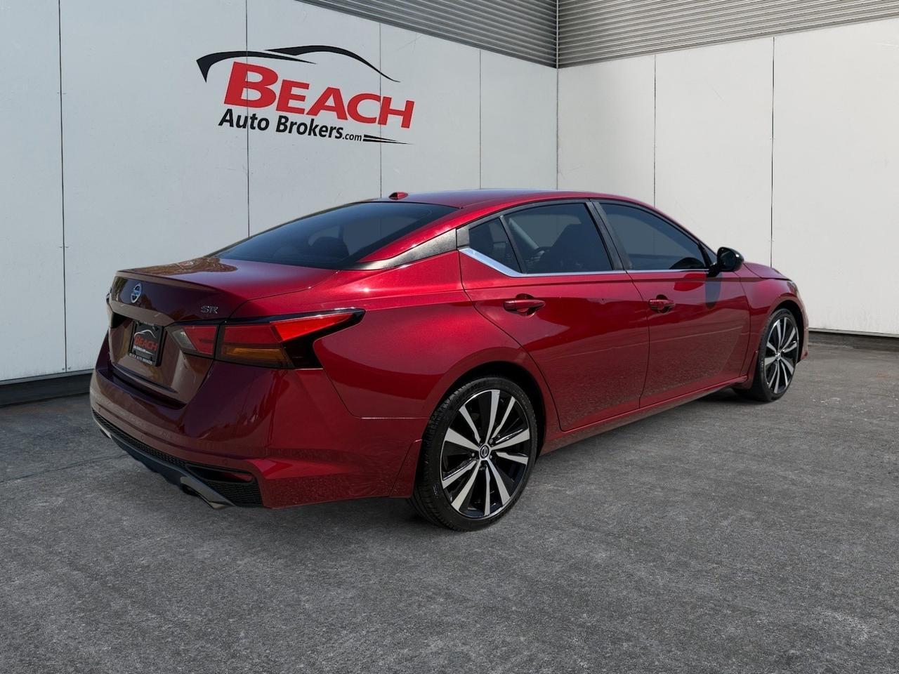 2021 Nissan Altima 2.5 SR, APPLE CARPLAY/ANDROID AUTO, PADDLE SHIFTERS, REMOTE START, BACKUP CAMERA, POWER MIRRORS, LANE KEEP ASSIST, COME AND TEST DRIVE THIS NISSAN ALTIMA TODAY! Norfolk VA