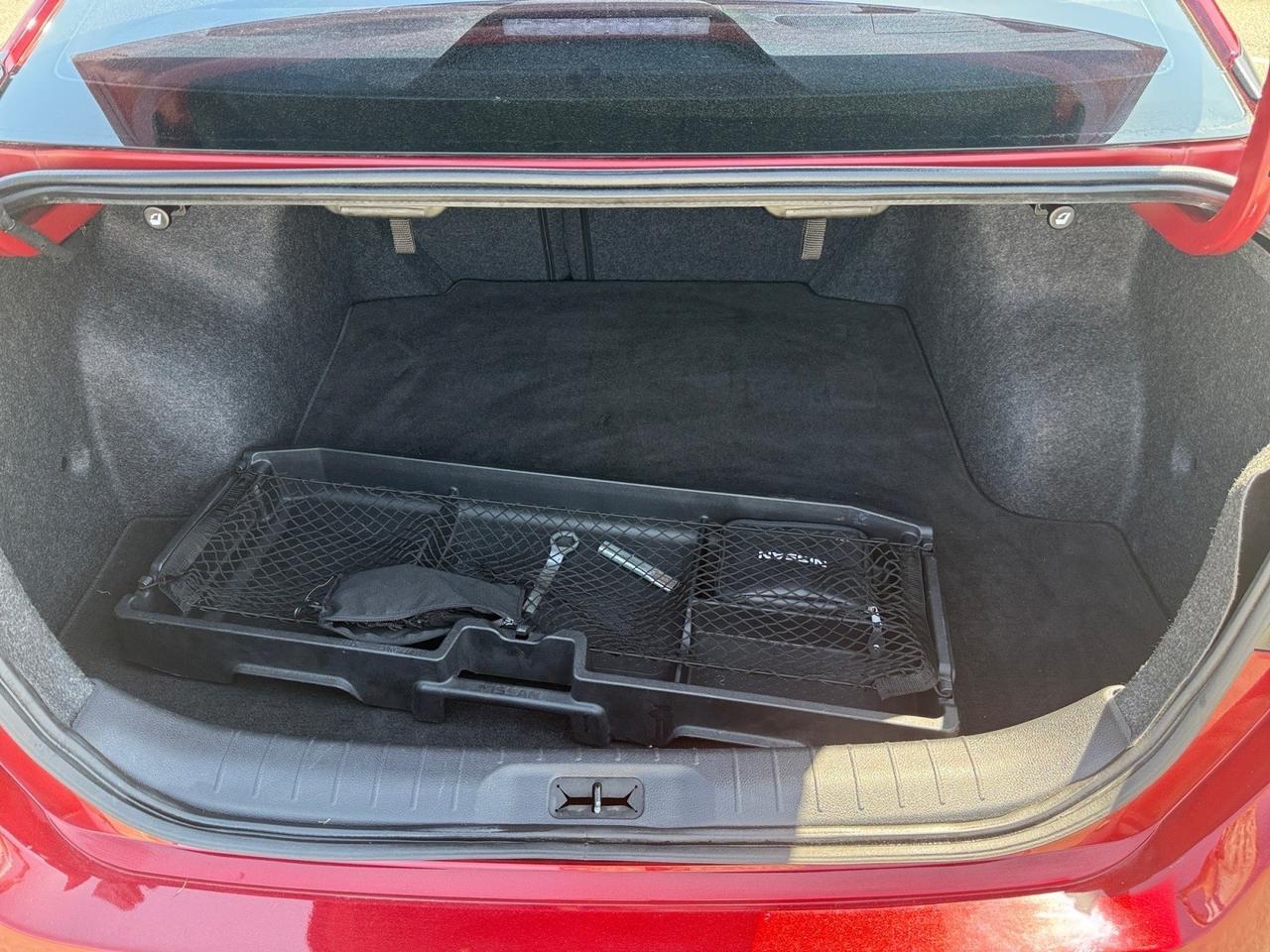 2021 Nissan Altima 2.5 SR, APPLE CARPLAY/ANDROID AUTO, PADDLE SHIFTERS, REMOTE START, BACKUP CAMERA, POWER MIRRORS, LANE KEEP ASSIST, COME AND TEST DRIVE THIS NISSAN ALTIMA TODAY! Norfolk VA