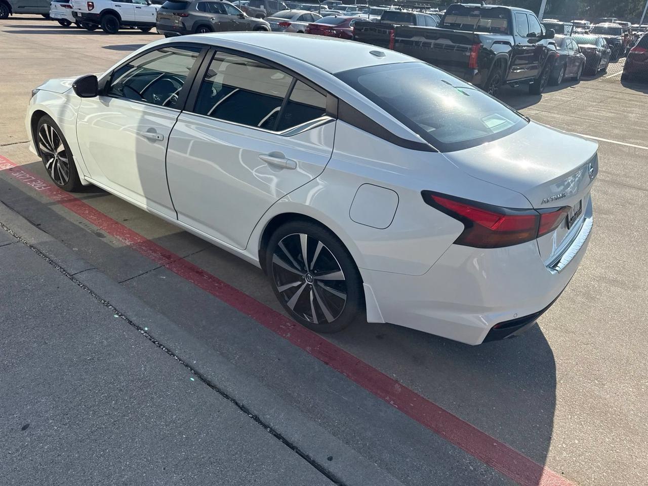 2021 Nissan Altima 2.5 SR Hurst TX