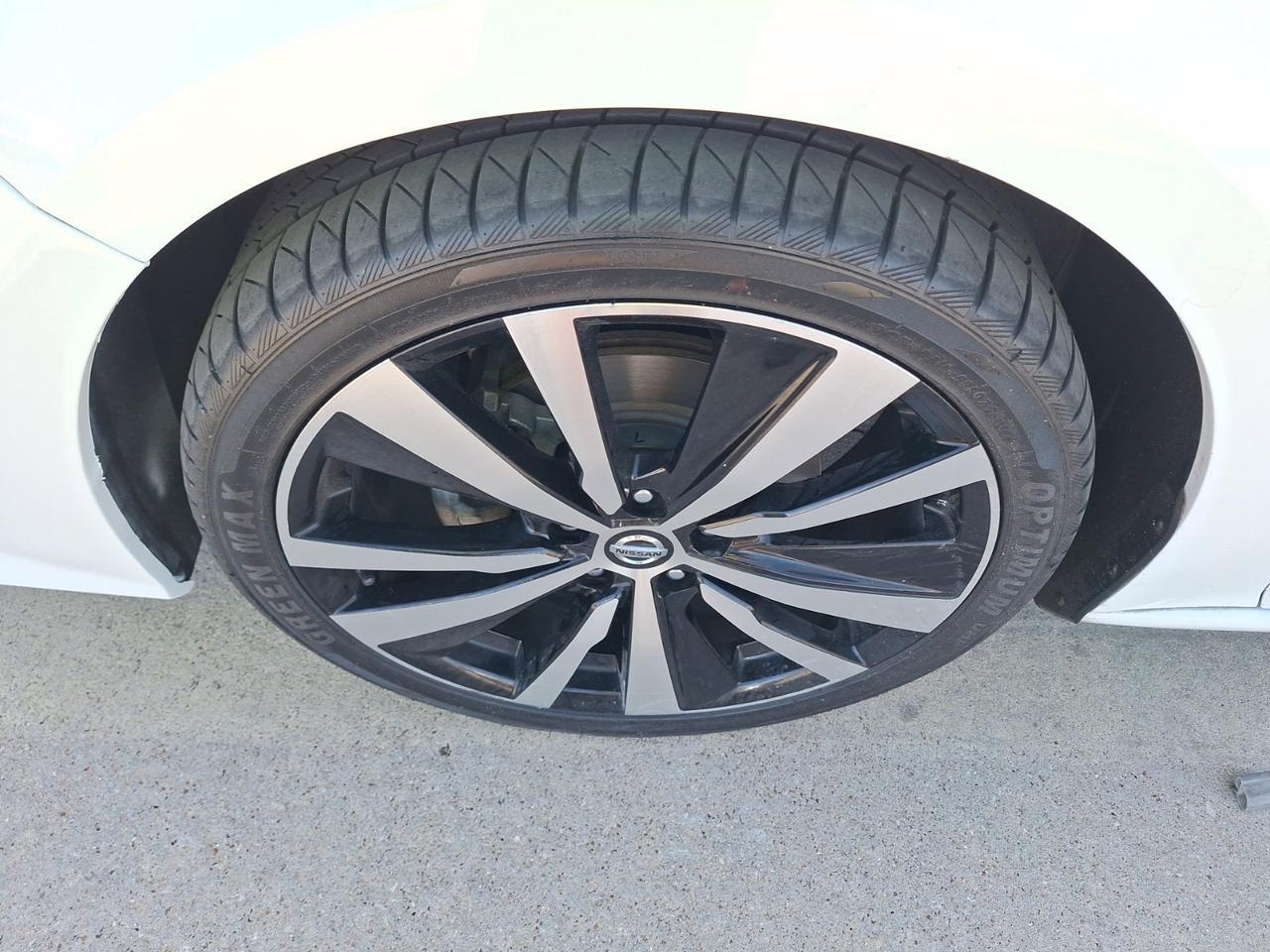 2021 Nissan Altima 2.5 SR Hurst TX