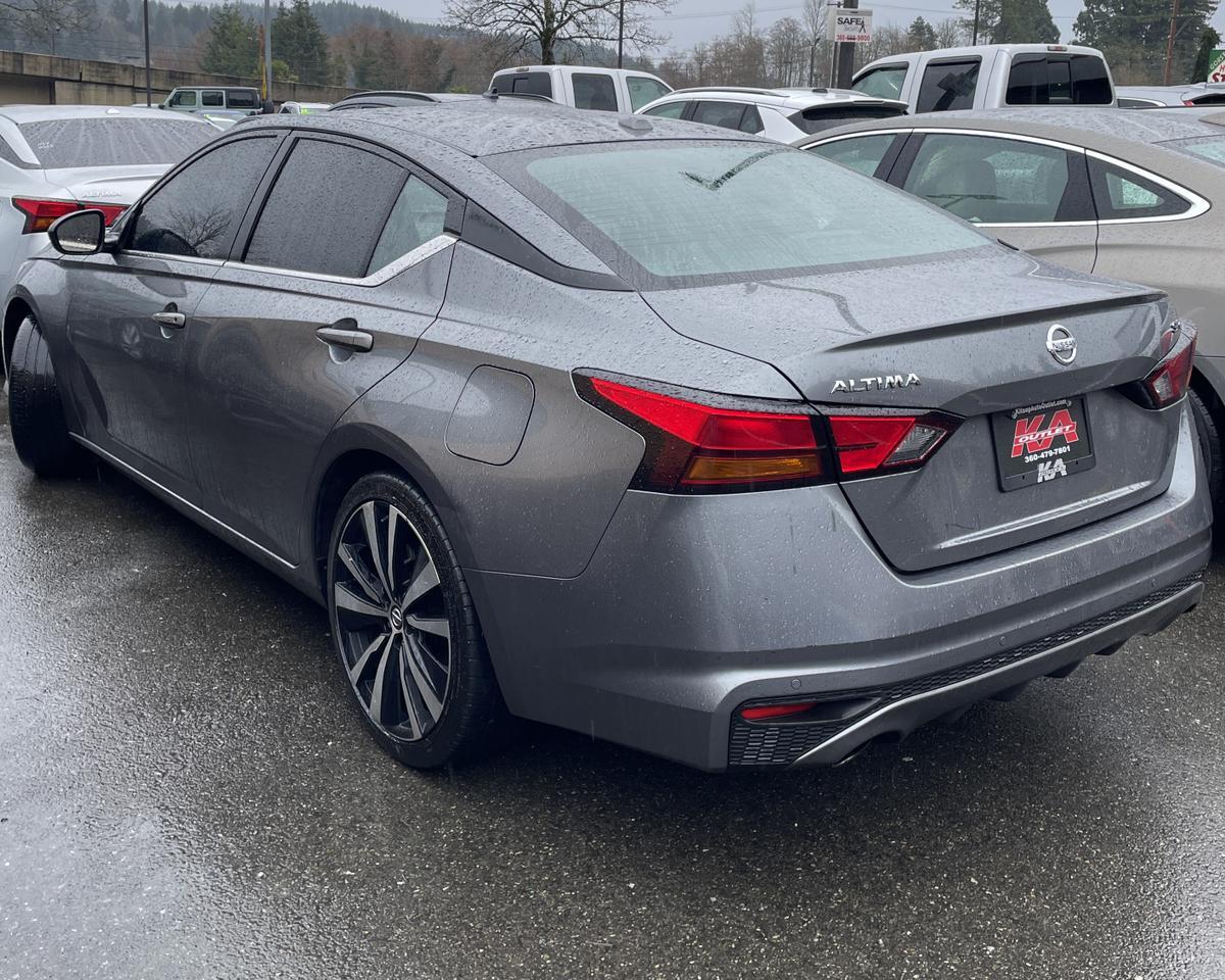 2021 Nissan Altima 2.5 SR Sedan 4D