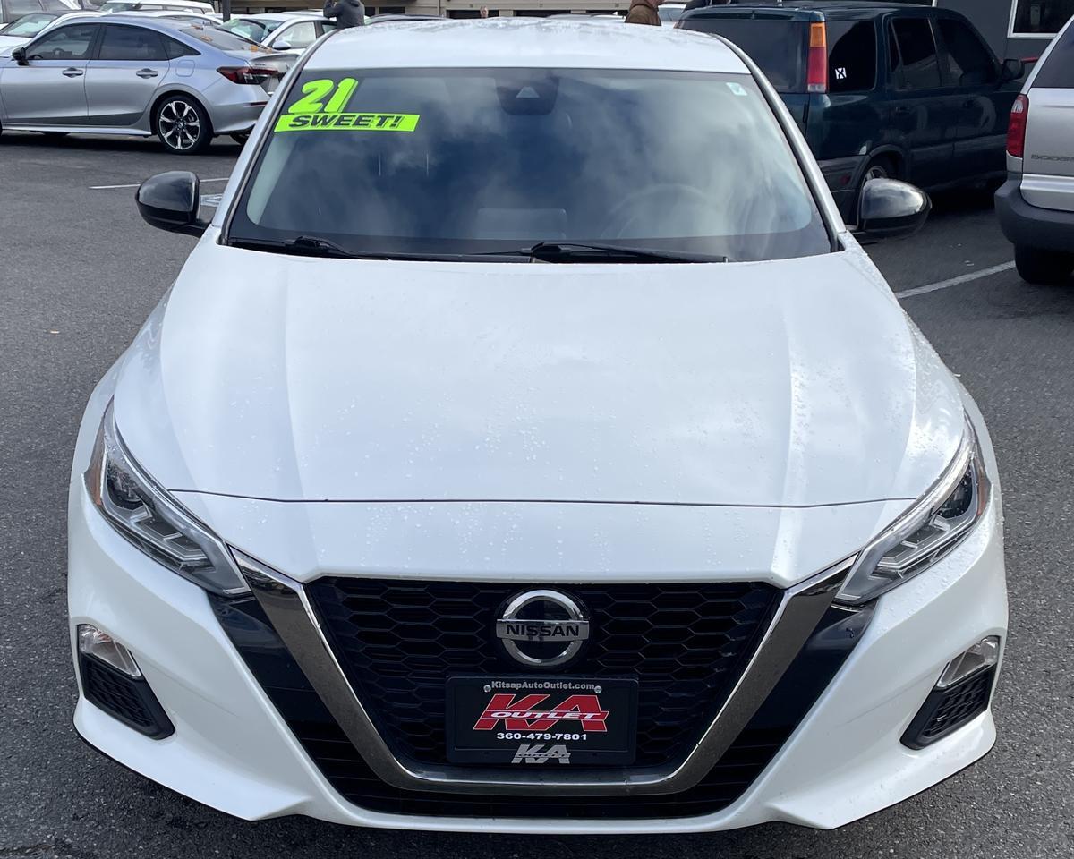 2021 Nissan Altima 2.5 SR Sedan 4D