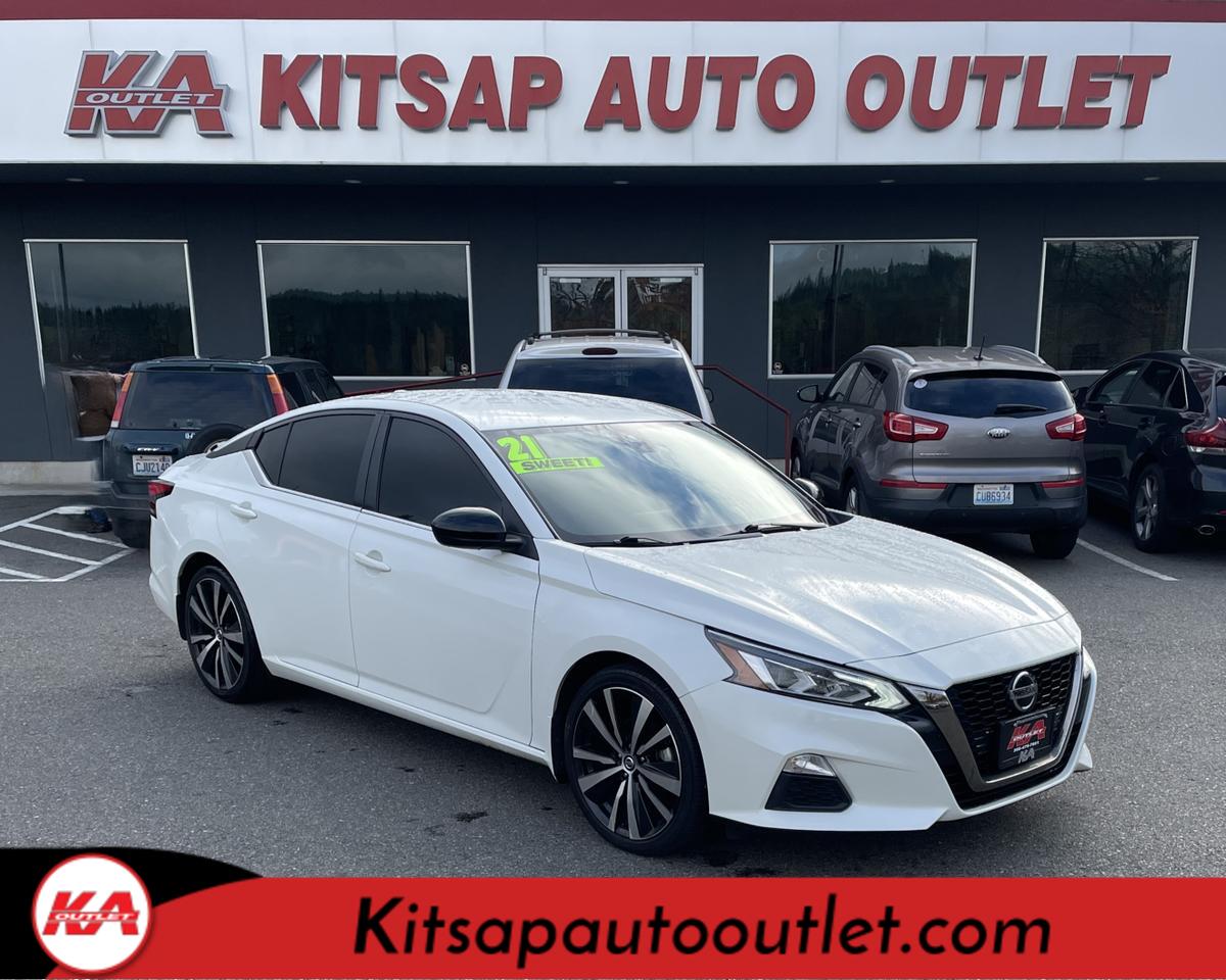 2021 Nissan Altima 2.5 SR Sedan 4D