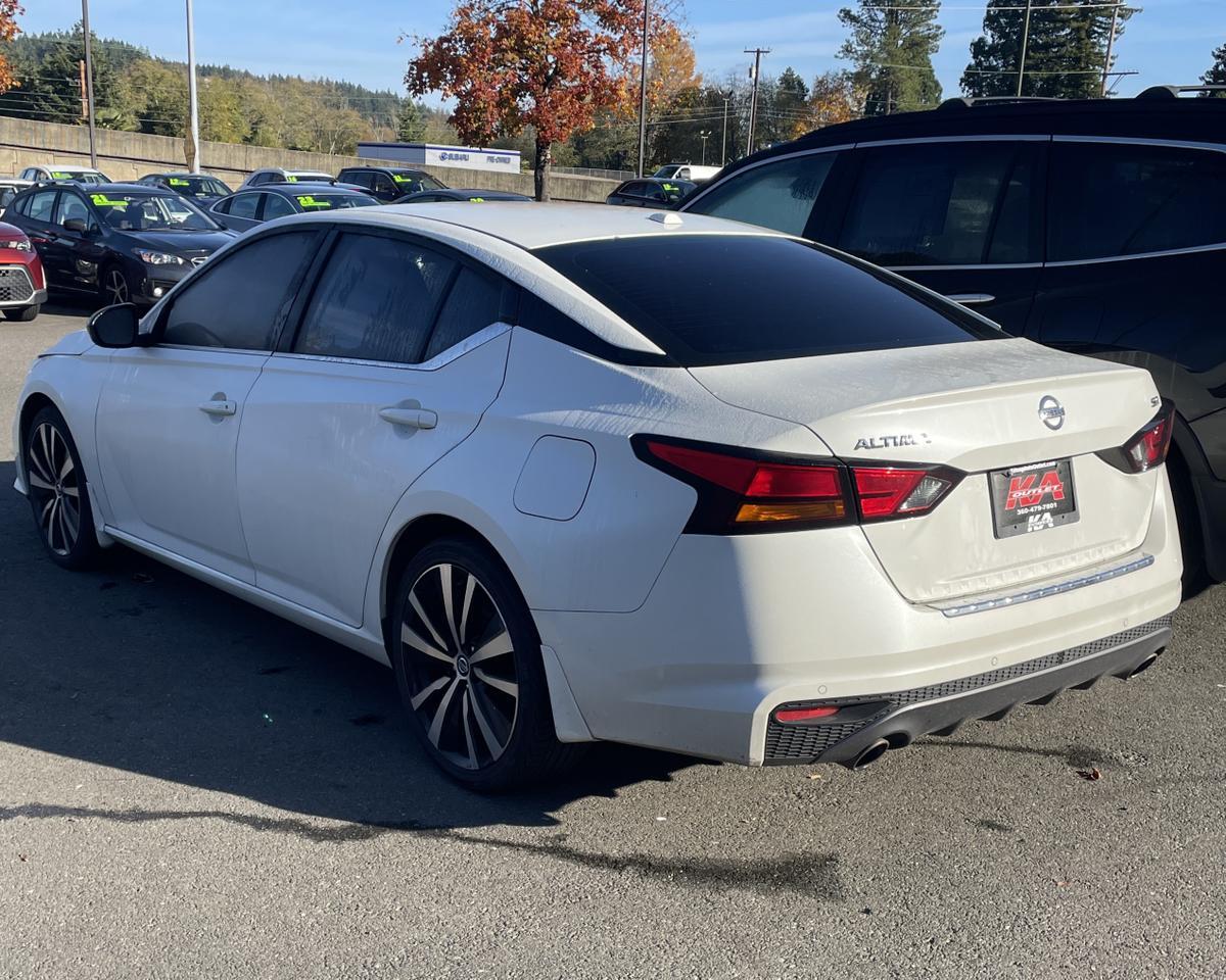 2021 Nissan Altima 2.5 SR Sedan 4D