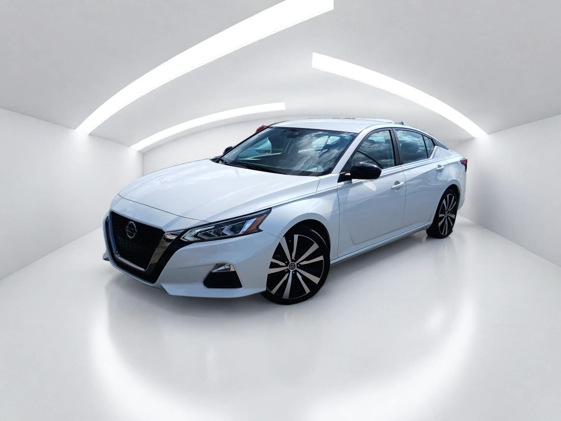 2021 Nissan Altima 2.5 SR Sedan 4D