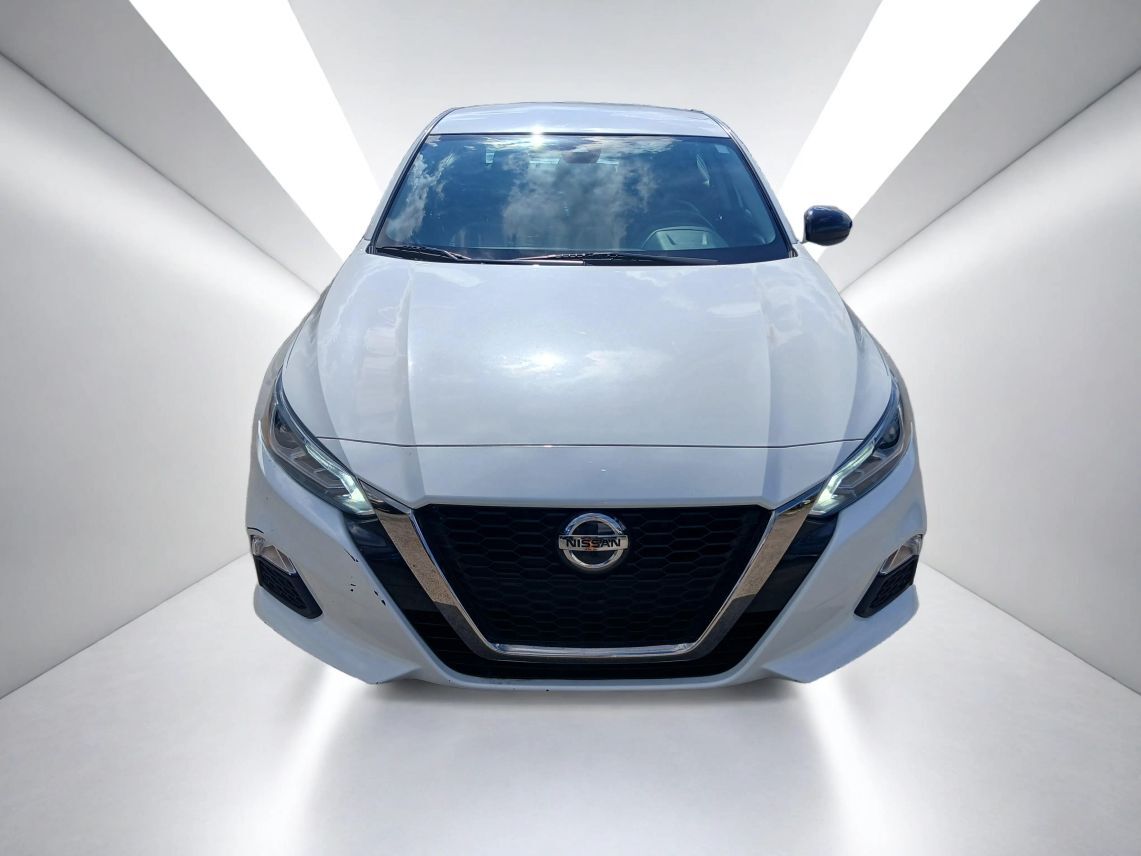 2021 Nissan Altima 2.5 SR Sedan 4D