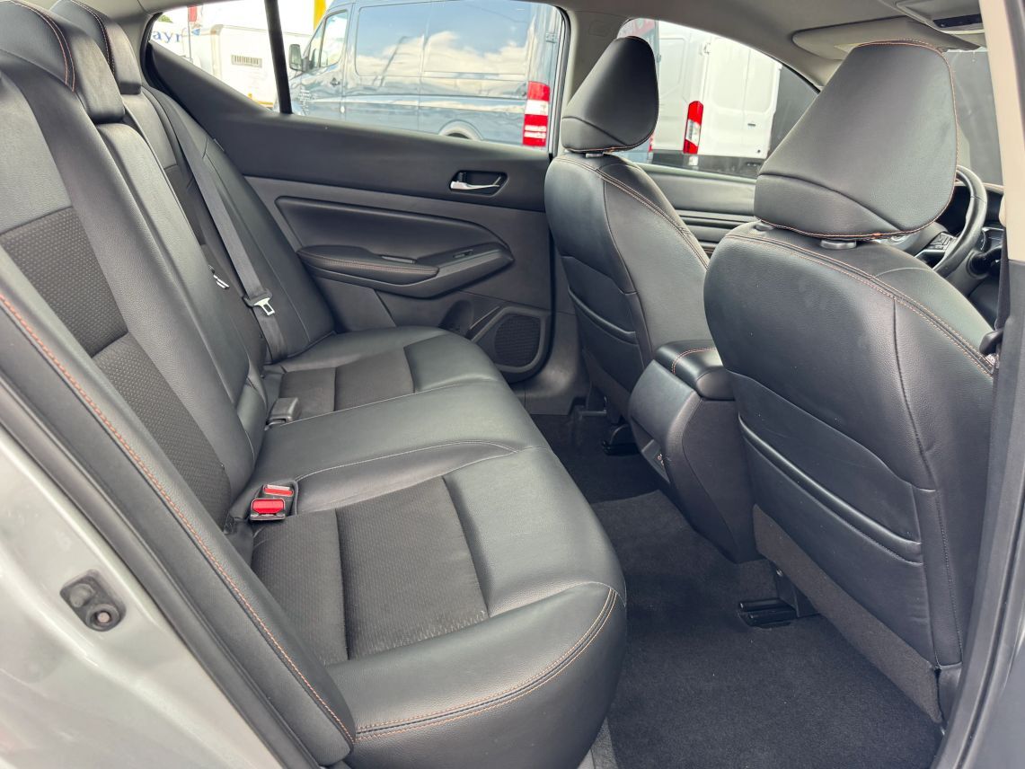 2021 Nissan Altima 2.5 SR Sedan 4D