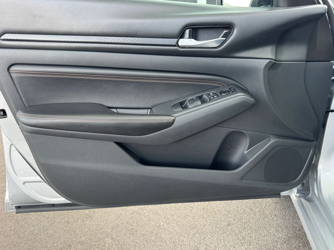 2021 Nissan Altima 2.5 SR Sedan 4D