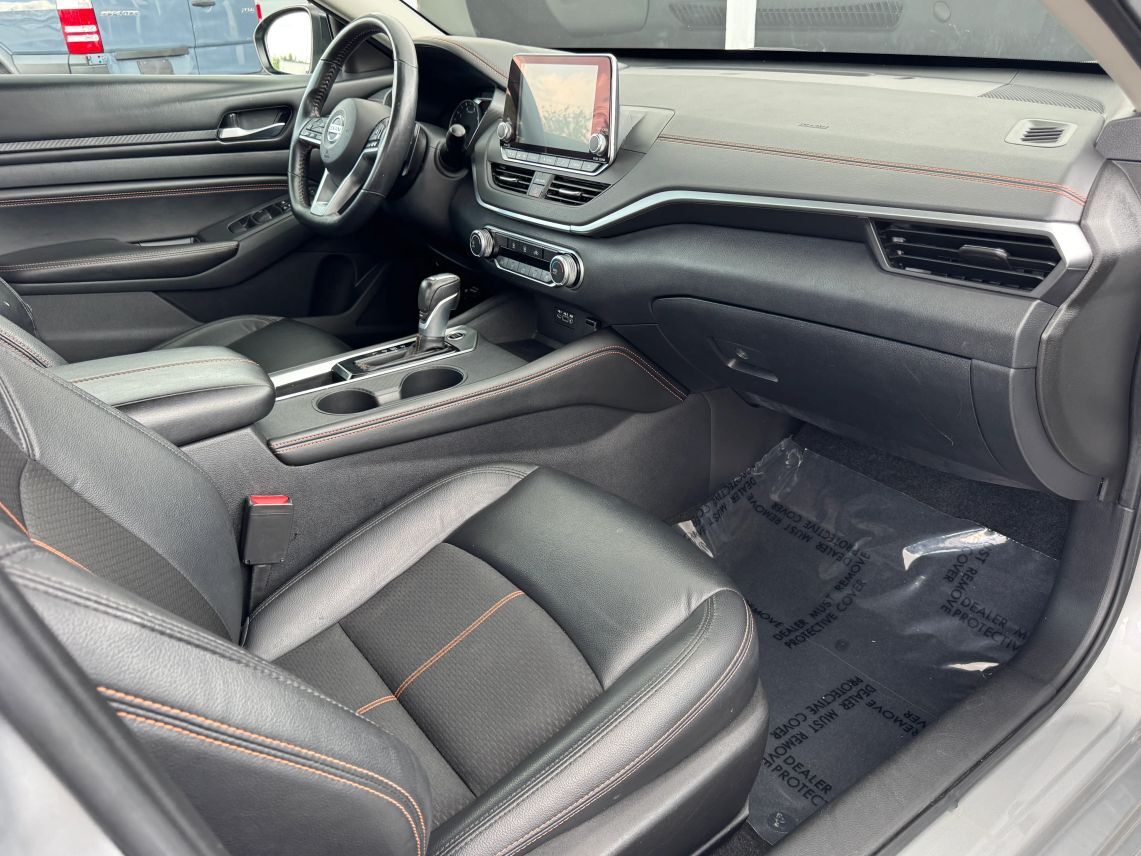 2021 Nissan Altima 2.5 SR Sedan 4D